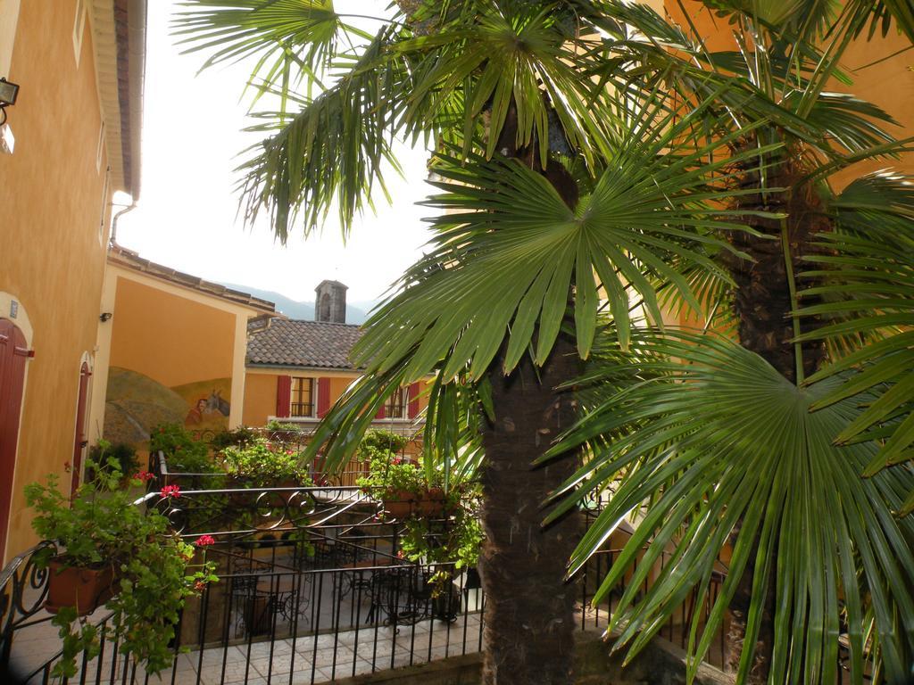 Hotel L'Oronge Saint-Jean-du-Gard Exteriör bild